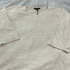 Cream three-Quarter sleeve lightweight sweater